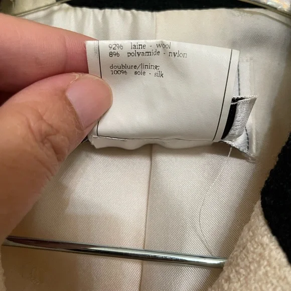 Vintage CHANEL Ivory & Black Bouclé Tweed Skirt Suit - Picture 9 of 13